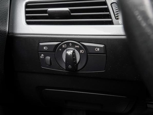 BMW 5 серии V (E60/E61) Рестайлинг с пробегом 2009 года, цена 949 000 рублей, 286419 км, седан, Автокод Объявления
