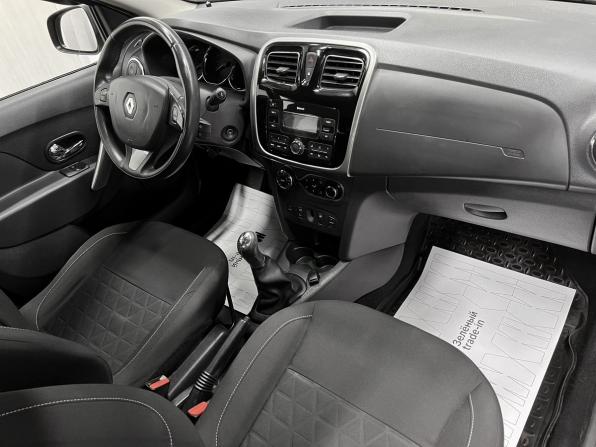 Renault Sandero II с пробегом 2018 года, цена 1 070 000 рублей, 115750 км, хэтчбек, Автокод Объявления