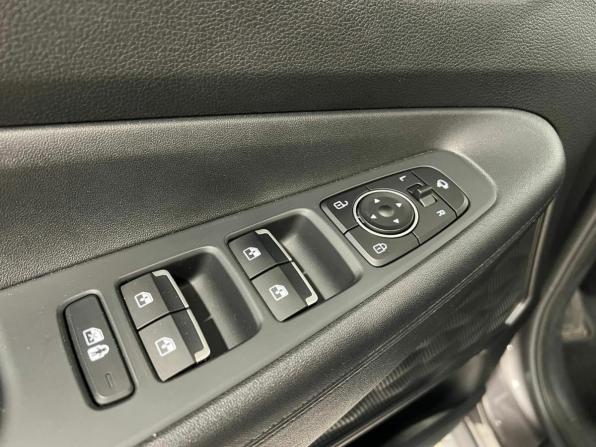 Hyundai Santa Fe IV Рестайлинг с пробегом 2021 года, цена 4 340 000 рублей, 46724 км, внедорожник, Автокод Объявления