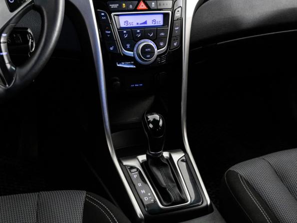 Hyundai i30 II с пробегом 2013 года, цена 875 000 рублей, 206859 км, хэтчбек, Автокод Объявления
