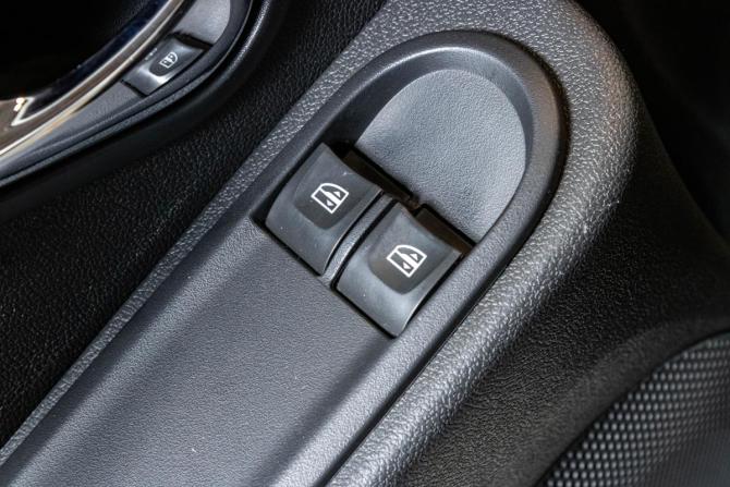 Renault Duster I Рестайлинг с пробегом 2018 года, цена 1 399 000 рублей, 173230 км, внедорожник, Автокод Объявления
