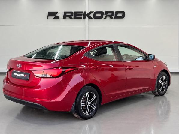 Hyundai Elantra V (MD) Рестайлинг с пробегом 2015 года, цена 849 000 рублей, 183300 км, седан, Автокод Объявления