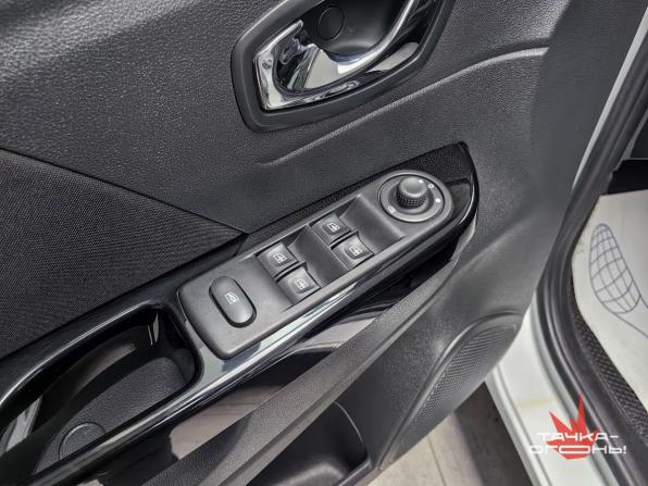 Renault Kaptur I с пробегом 2016 года, цена 1 528 000 рублей, 109200 км, внедорожник, Автокод Объявления