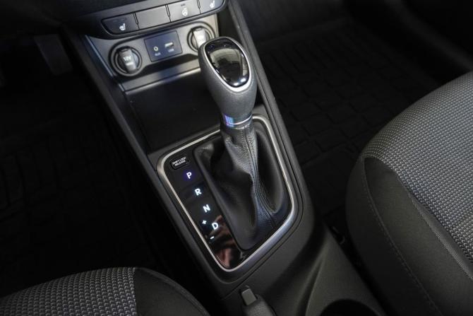 Hyundai Solaris II с пробегом 2017 года, цена 1 499 000 рублей, 84667 км, седан, Автокод Объявления