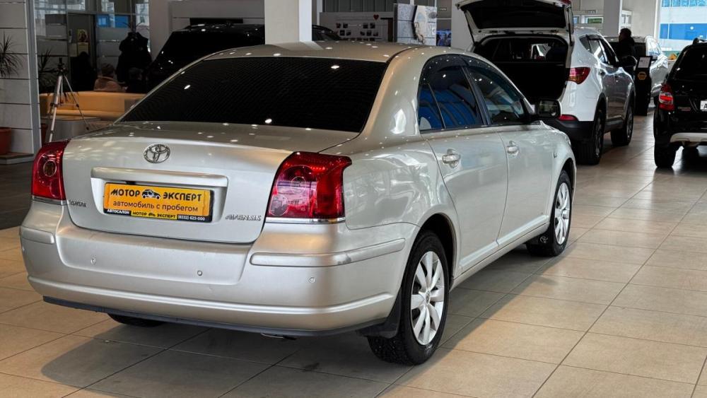Toyota Avensis II Киров  - изображение 5