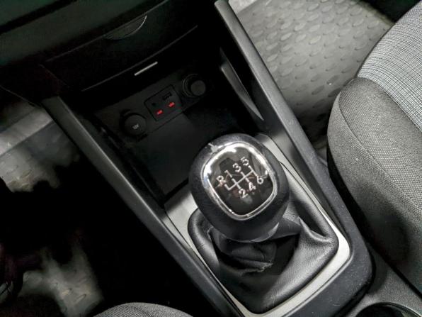 Kia Ceed I Рестайлинг с пробегом 2012 года, цена 860 000 рублей, 81656 км, хэтчбек, Автокод Объявления