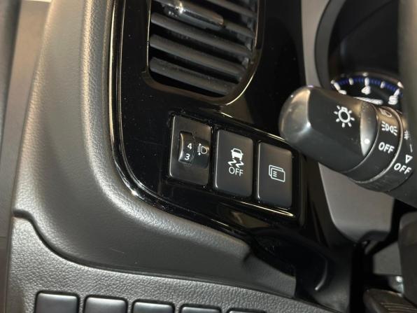 Mitsubishi Outlander III Рестайлинг 2 с пробегом 2015 года, цена 1 583 000 рублей, 145251 км, внедорожник, Автокод Объявления