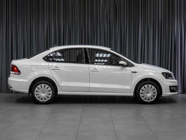 Volkswagen Polo V Рестайлинг с пробегом 2018 года, цена 1 129 000 рублей, 130548 км, седан, Автокод Объявления