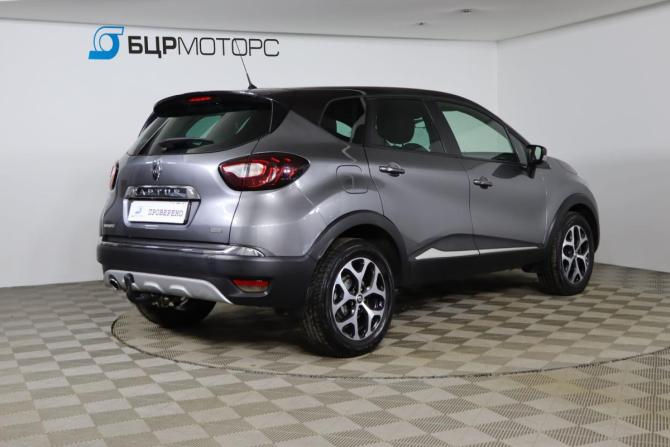 Renault Kaptur I с пробегом 2018 года, цена 1 629 990 рублей, 115413 км, внедорожник, Автокод Объявления