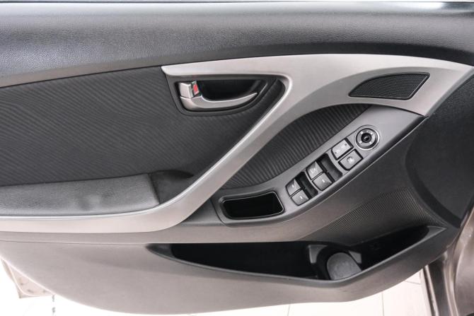 Hyundai Elantra V (MD) с пробегом 2012 года, цена 1 019 000 рублей, 207458 км, седан, Автокод Объявления