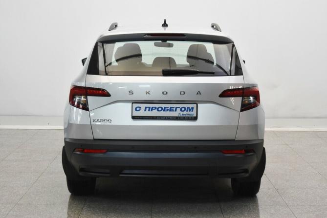 Skoda Karoq I с пробегом 2021 года, цена 2 430 000 рублей, 61220 км, внедорожник, Автокод Объявления