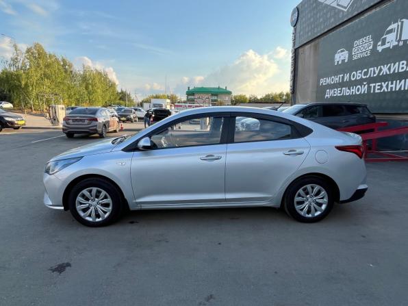 Hyundai Solaris II Рестайлинг с пробегом 2021 года, цена 1 450 000 рублей, 100649 км, седан, Автокод Объявления