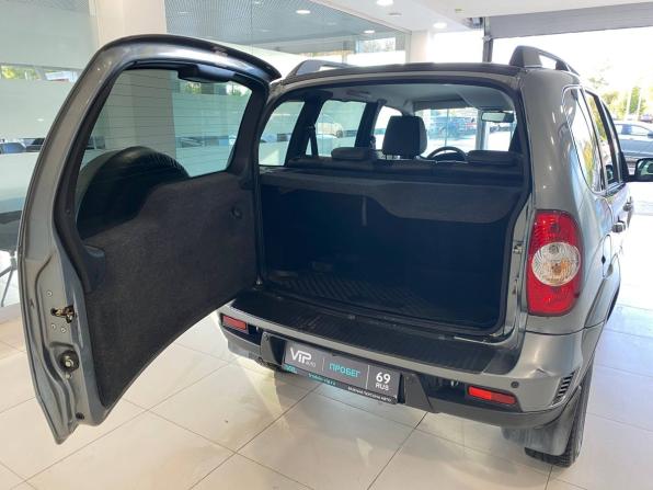 Chevrolet Niva I Рестайлинг с пробегом 2019 года, цена 937 000 рублей, 58224 км, внедорожник, Автокод Объявления