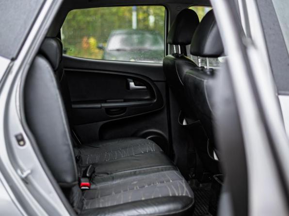Kia Venga I с пробегом 2012 года, цена 670 000 рублей, 159689 км, минивэн, Автокод Объявления