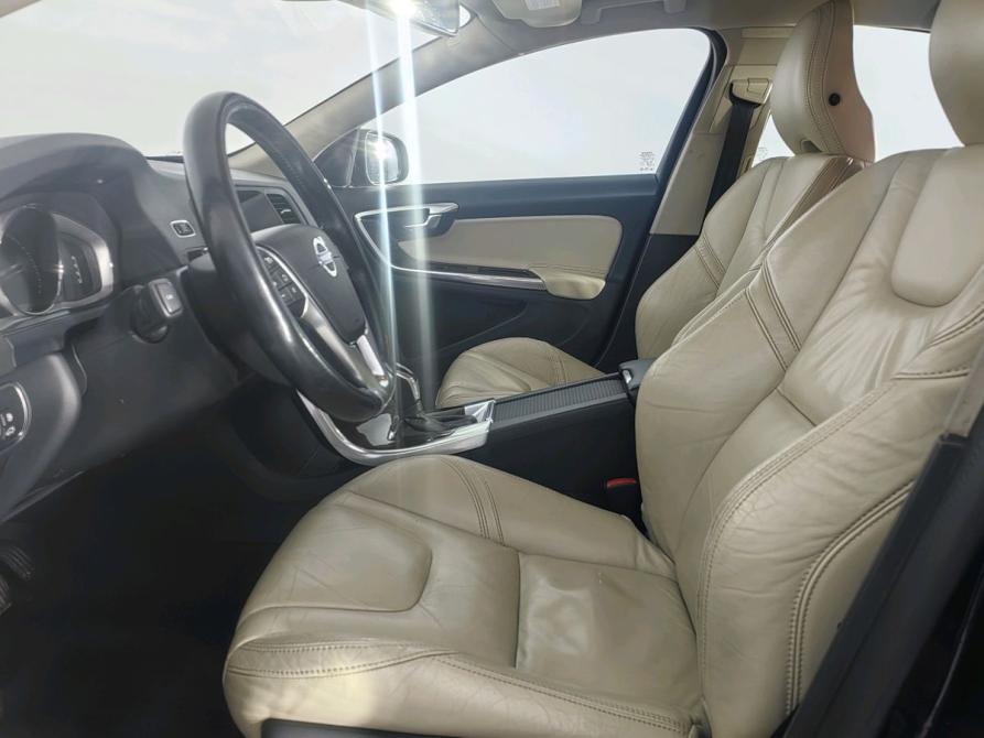 Volvo S60 II Рестайлинг Санкт-Петербург  - изображение 13