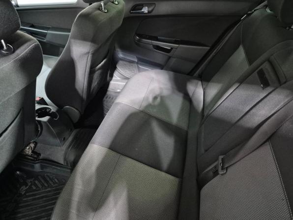 Opel Astra H Рестайлинг с пробегом 2013 года, цена 549 000 рублей, 288000 км, седан, Автокод Объявления