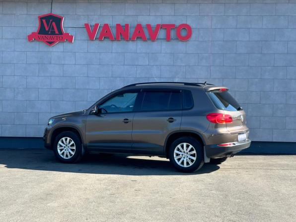 Volkswagen Tiguan I Рестайлинг с пробегом 2014 года, цена 1 297 000 рублей, 181200 км, внедорожник, Автокод Объявления