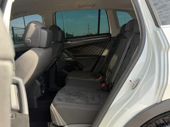 Volkswagen Tiguan II с пробегом 2018 года, цена 2 300 000 рублей, 206682 км, внедорожник, Автокод Объявления
