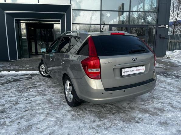 Kia Ceed I Рестайлинг с пробегом 2011 года, цена 650 000 рублей, 319209 км, универсал, Автокод Объявления