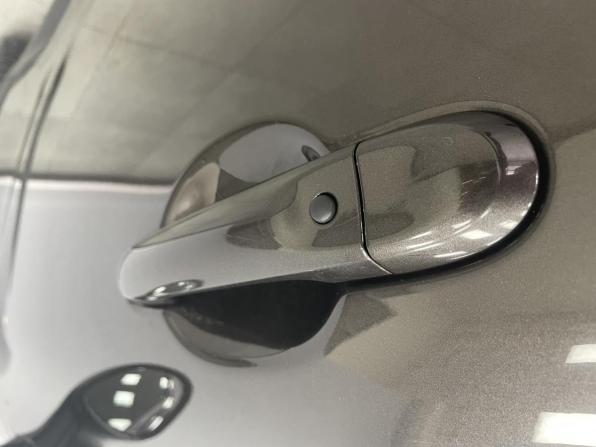 Nissan Juke I с пробегом 2012 года, цена 1 035 000 рублей, 123796 км, внедорожник, Автокод Объявления