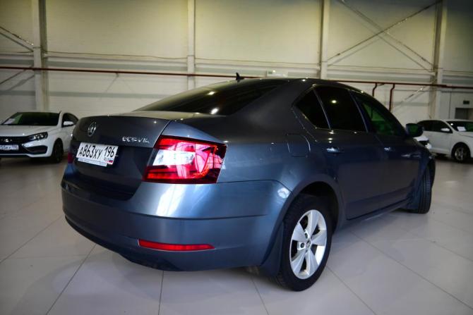 Skoda Octavia III (A7) Рестайлинг с пробегом 2017 года, цена 1 500 000 рублей, 175000 км, лифтбек, Автокод Объявления