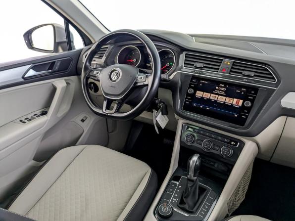 Volkswagen Tiguan II с пробегом 2018 года, цена 2 140 000 рублей, 183054 км, внедорожник, Автокод Объявления