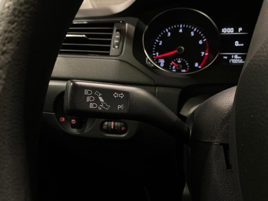 Volkswagen Jetta VI Рестайлинг Челябинск  - изображение 18