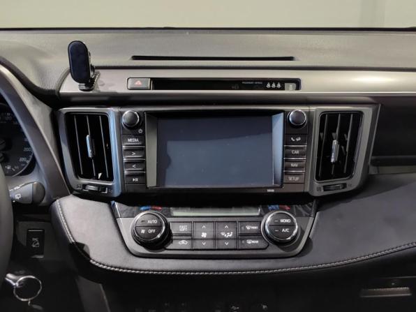 Toyota RAV4 IV (XA40) Рестайлинг с пробегом 2017 года, цена 2 680 000 рублей, 52519 км, внедорожник, Автокод Объявления