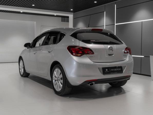 Opel Astra J с пробегом 2012 года, цена 645 000 рублей, 236564 км, хэтчбек, Автокод Объявления