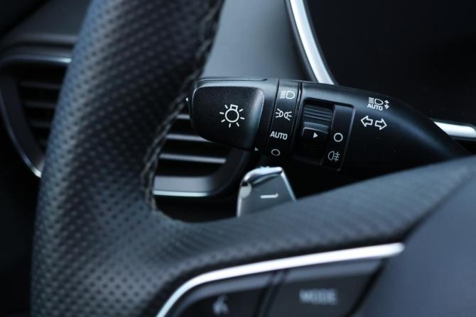 Hyundai Santa Fe IV Рестайлинг с пробегом 2021 года, цена 3 995 000 рублей, 72118 км, внедорожник, Автокод Объявления