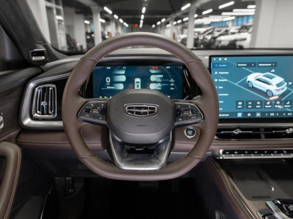 Geely Monjaro I Рестайлинг 2 с пробегом 2026 года, цена 4 400 000 рублей, 50 км, внедорожник, Автокод Объявления