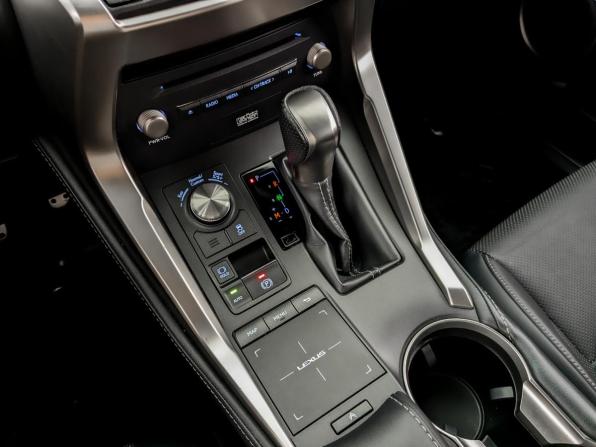 Lexus NX I Рестайлинг с пробегом 2019 года, цена 3 680 000 рублей, 73345 км, внедорожник, Автокод Объявления