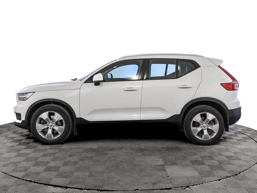 Volvo XC40 I Москва  - изображение 8
