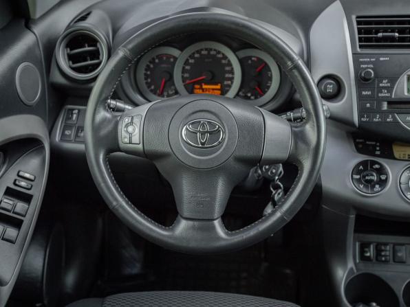 Toyota RAV4 III (XA30) с пробегом 2007 года, цена 1 030 000 рублей, 267000 км, внедорожник, Автокод Объявления