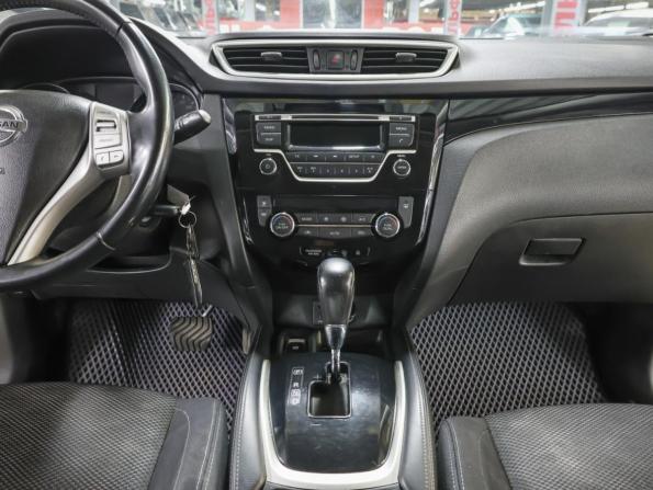 Nissan Qashqai II с пробегом 2016 года, цена 1 379 000 рублей, 137510 км, внедорожник, Автокод Объявления