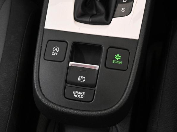 Honda Fit IV с пробегом 2021 года, цена 1 399 000 рублей, 72032 км, хэтчбек, Автокод Объявления