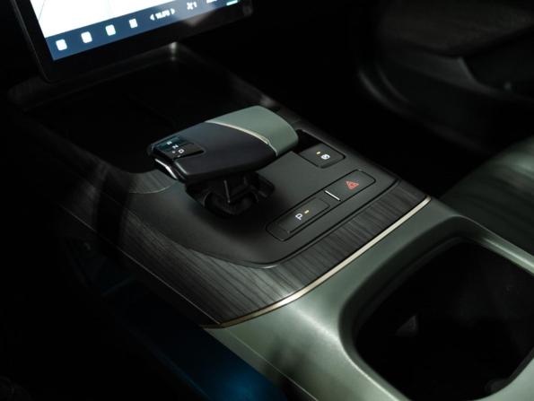 Changan Lamore с пробегом 2023 года, цена 2 179 700 рублей, 26878 км, седан, Автокод Объявления