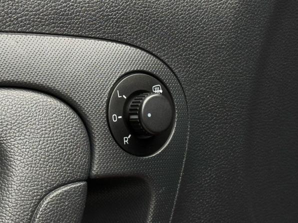 Skoda Fabia II Рестайлинг с пробегом 2014 года, цена 599 000 рублей, 180000 км, хэтчбек, Автокод Объявления