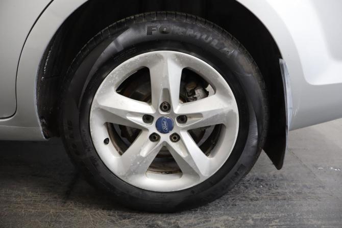 Ford Focus II Рестайлинг с пробегом 2011 года, цена 649 000 рублей, 218000 км, седан, Автокод Объявления