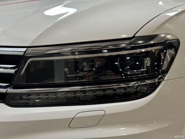 Volkswagen Tiguan II с пробегом 2020 года, цена 2 695 000 рублей, 104045 км, внедорожник, Автокод Объявления