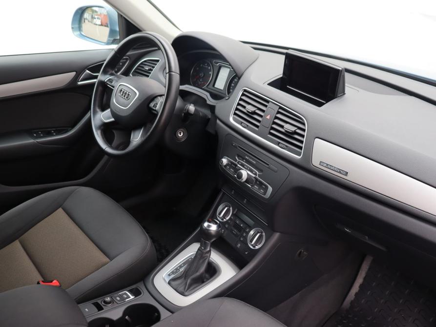 Audi Q3 I (8U) Москва  - изображение 10