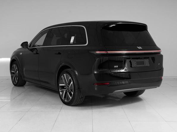 Li Auto (Lixiang) L9 I Рестайлинг с пробегом 2025 года, цена 8 989 000 рублей, 20 км, внедорожник, Автокод Объявления