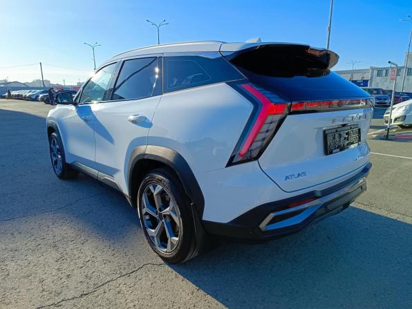 Geely Atlas II с пробегом 2024 года, цена 2 899 995 рублей, 30029 км, внедорожник, Автокод Объявления