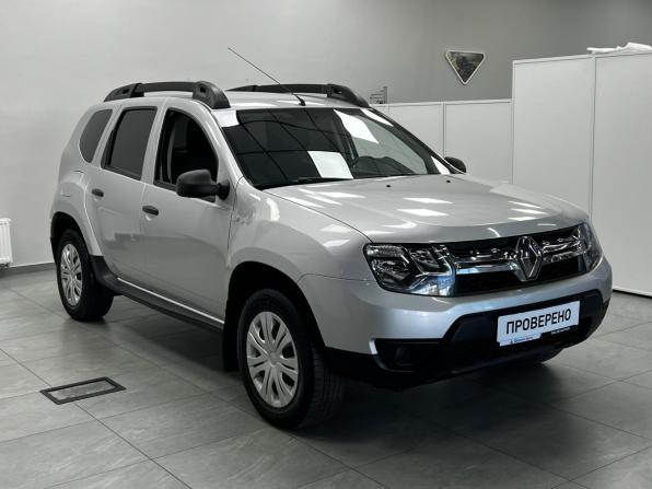 Renault Duster I Рестайлинг с пробегом 2017 года, цена 1 100 000 рублей, 208000 км, внедорожник, Автокод Объявления