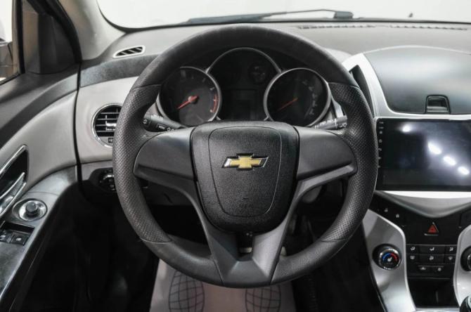 Chevrolet Cruze I Рестайлинг с пробегом 2014 года, цена 679 000 рублей, 180000 км, хэтчбек, Автокод Объявления