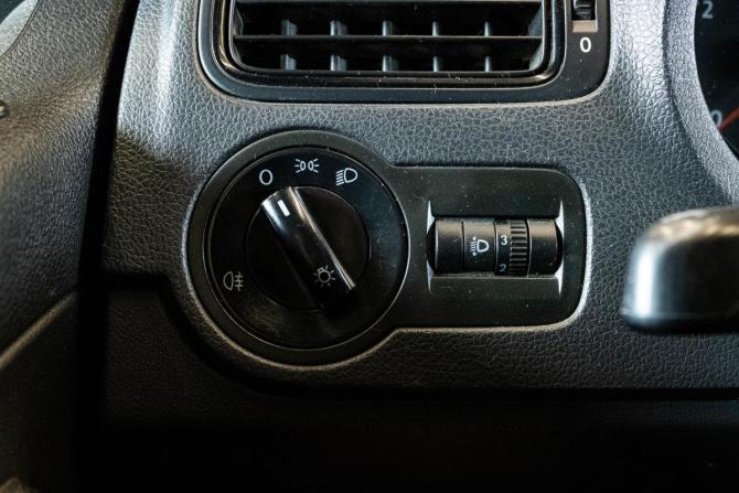 Volkswagen Polo V с пробегом 2013 года, цена 859 000 рублей, 168760 км, седан, Автокод Объявления