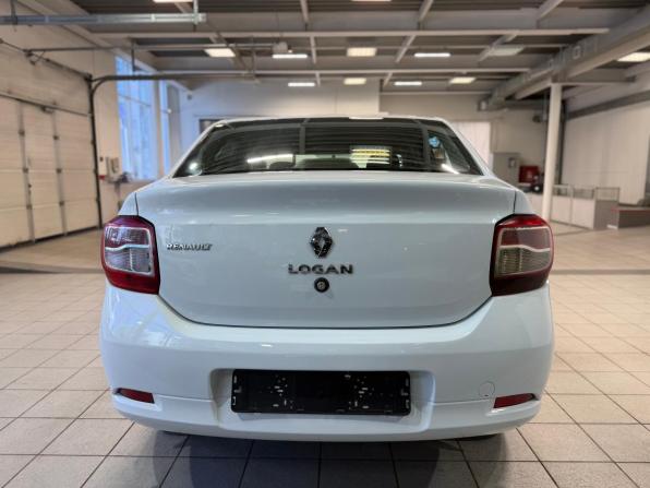 Renault Logan II с пробегом 2016 года, цена 799 000 рублей, 80000 км, седан, Автокод Объявления