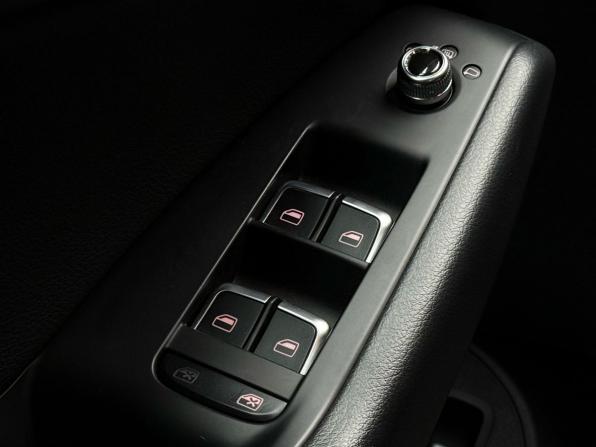 Audi Q5 I (8R) Рестайлинг с пробегом 2013 года, цена 2 449 000 рублей, 104000 км, внедорожник, Автокод Объявления