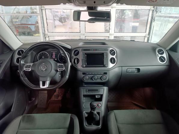 Volkswagen Tiguan I Рестайлинг с пробегом 2016 года, цена 1 450 000 рублей, 84000 км, внедорожник, Автокод Объявления