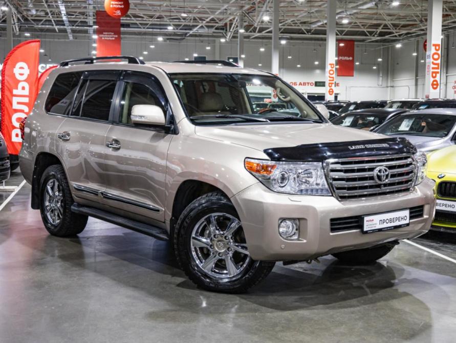 Toyota Land Cruiser 200 Series Рестайлинг 1 Санкт-Петербург  - изображение 4